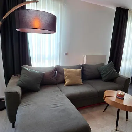 Apartament Superbe Dans Un Quartier Neuf Et Calme Strasburg